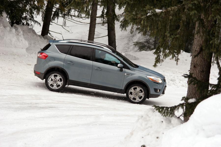  Ford Kuga 2008 года  (фото 84 из 139)